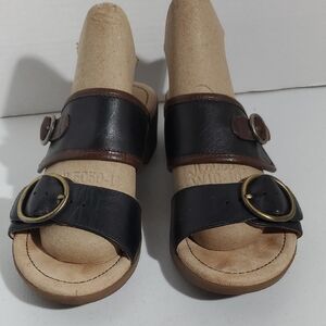 Dansko Lenny Sz 38 Black Leather Slide Sandals with Buckle Detail